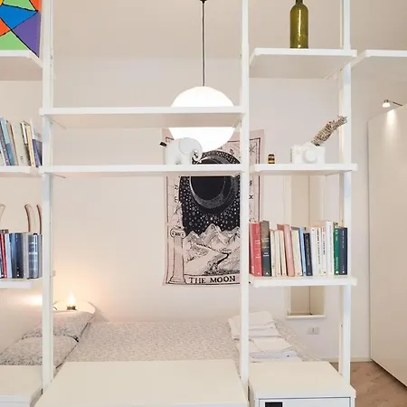 Apartament 10 Minuti Stazione Trastevere - Atelier 19 1bdr