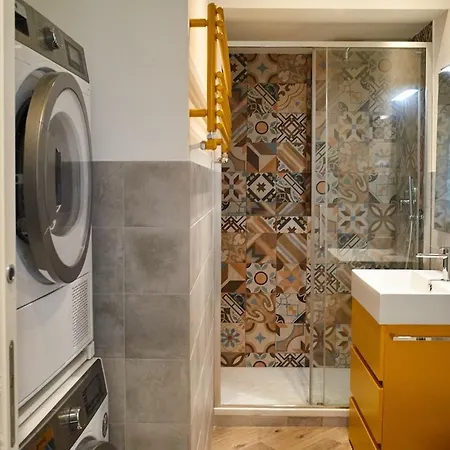 Апартаменты 10 Minuti Stazione Trastevere - Atelier 19 1bdr Рим